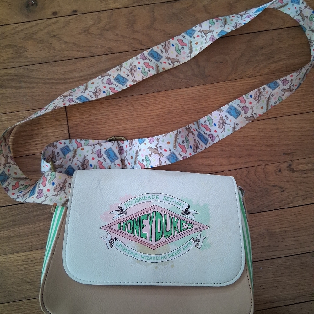 Loungefly Honeydukes Crossbody
